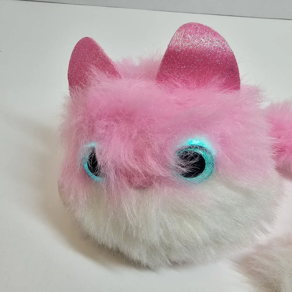 Pomsies Blossom‎ Pink Cat Pet Talking Interactive Toy Plush Pink. Purrs